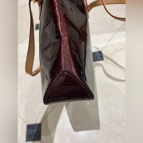 Louise vitton - Picture 2 of 6